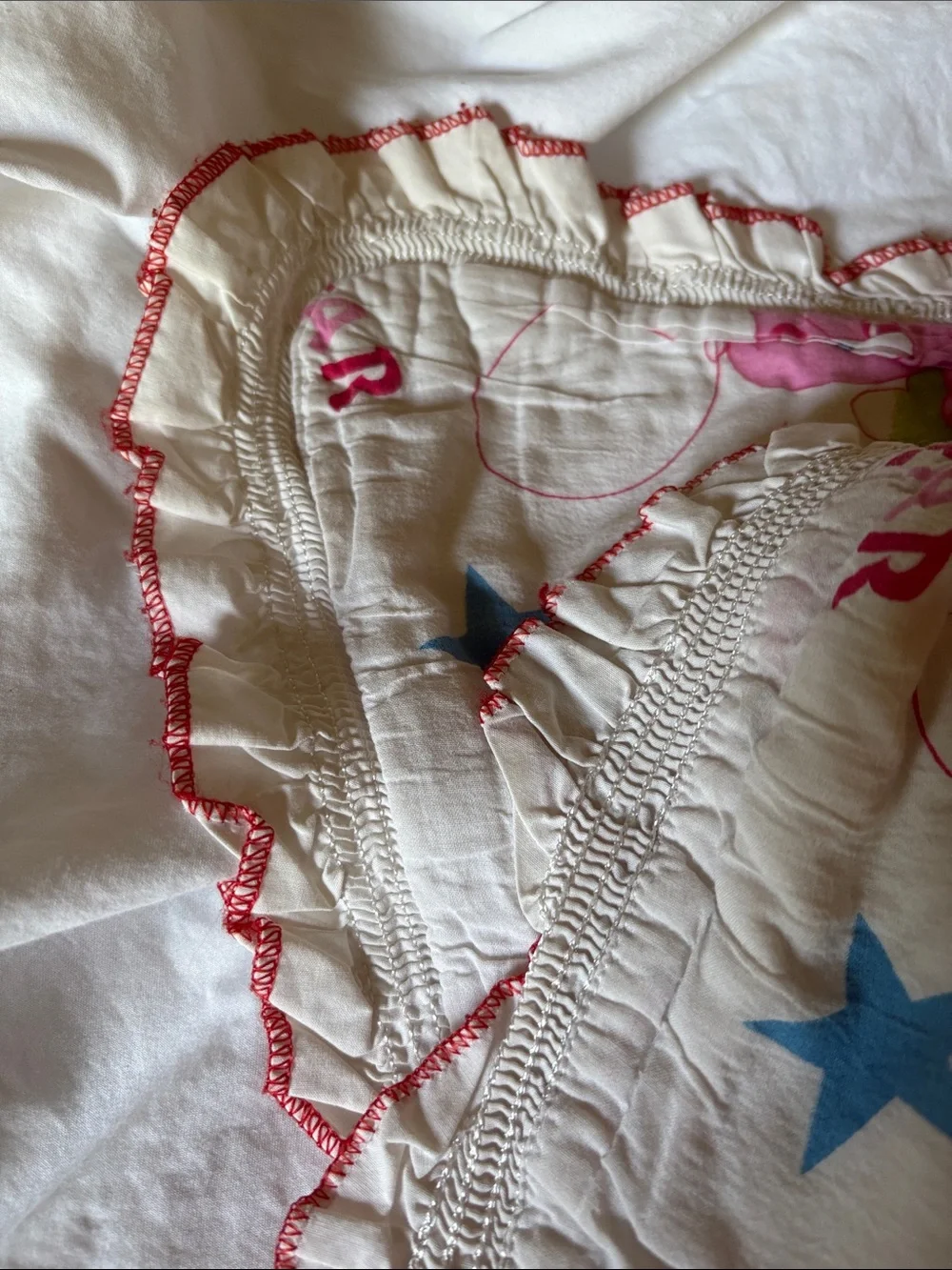 Vintage Pink Fancy Bear Printed Kids Quilt with ruffled quilted edges